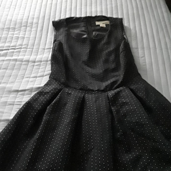 Dress - Picture 1 of 2